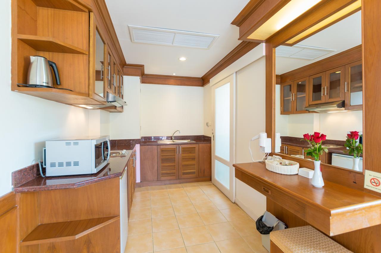 Chaba Kata Beach Hotel Room photo